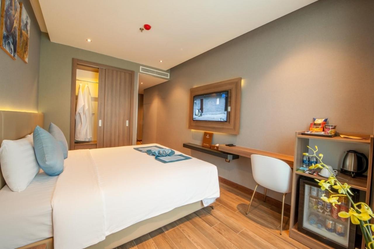 Boston Hotel Pleiku Extérieur photo