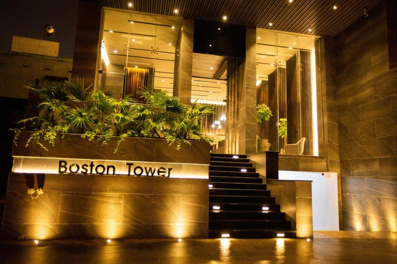 Boston Hotel Pleiku Extérieur photo